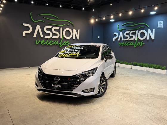 NISSAN VERSA 1.6 16V FLEX SR XTRONIC NISSAN VERSA 1.6 16V FLEX SR XTRONIC